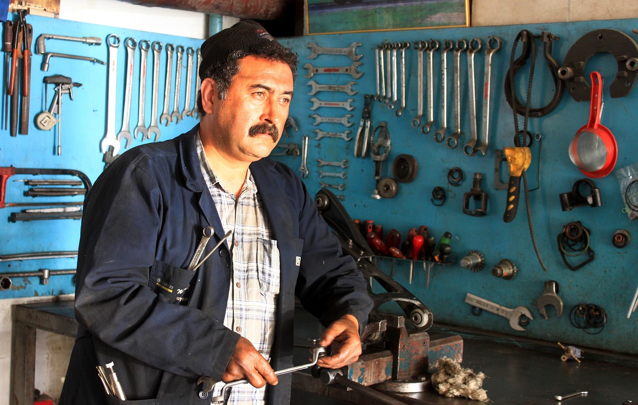 伊对实名账号：票务公司代理注册